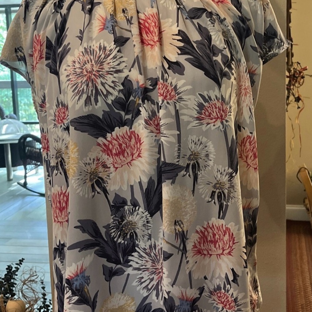 LC Lauren Conrad Floral Pattern Top